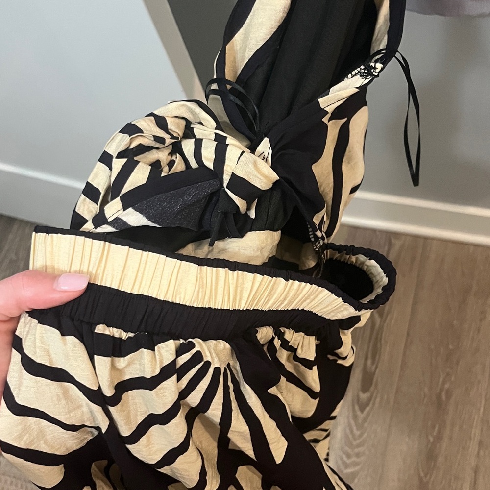 Vici Claudine tropical Printed Halter Mini Dress M - Picture 8 of 9
